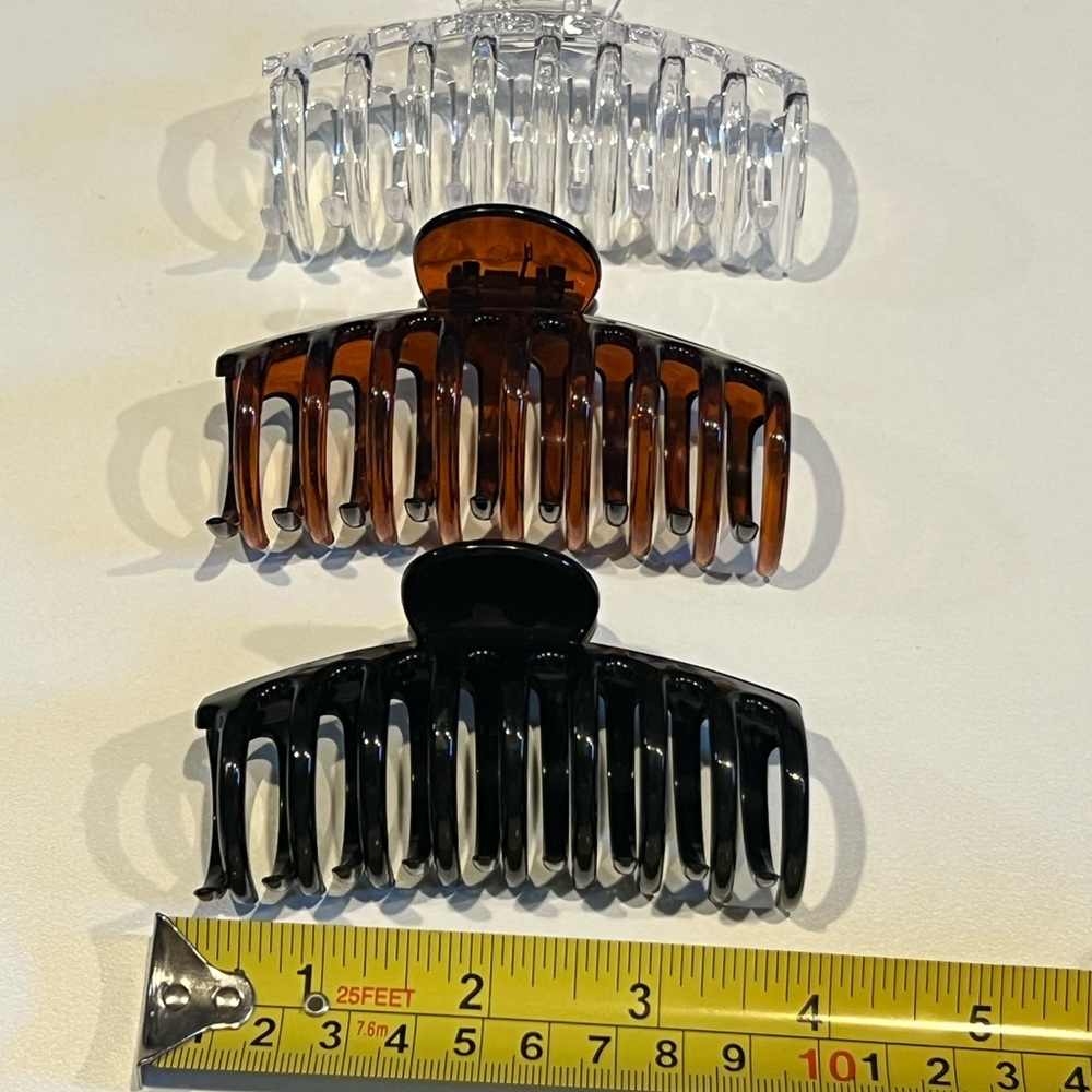 Bundle of Multi-Color Hair Claw Clips - Picture 2 of 6